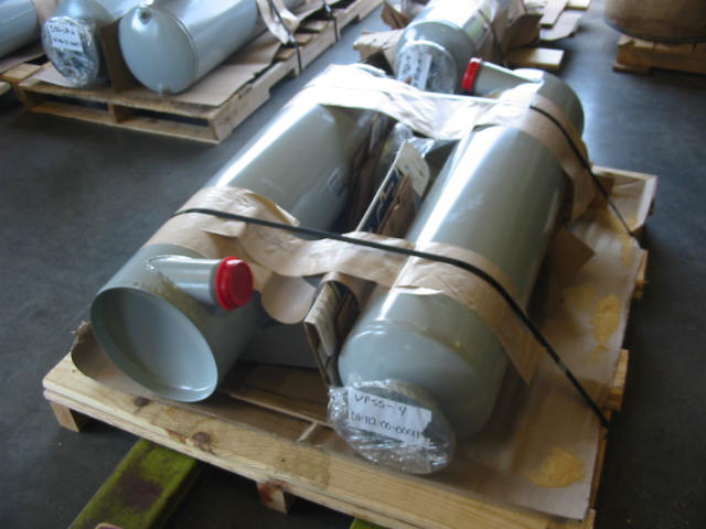 discharge separator silencers